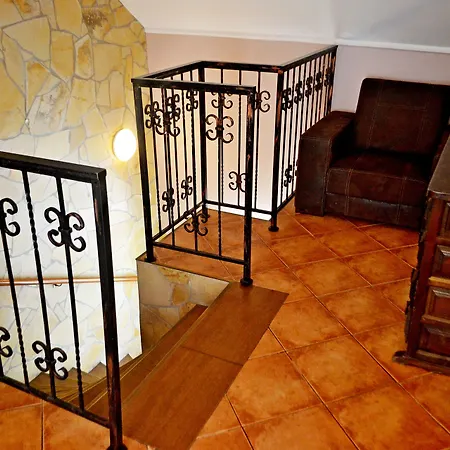 帕泽丹妮拉旅馆 招待所