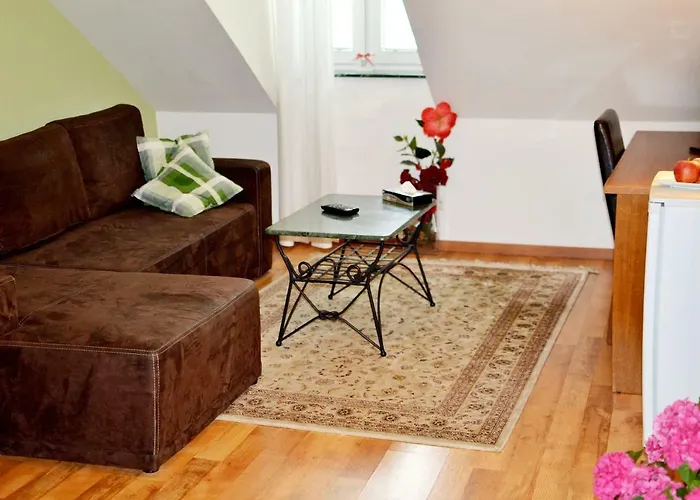 다니엘라 라젝크테플리스